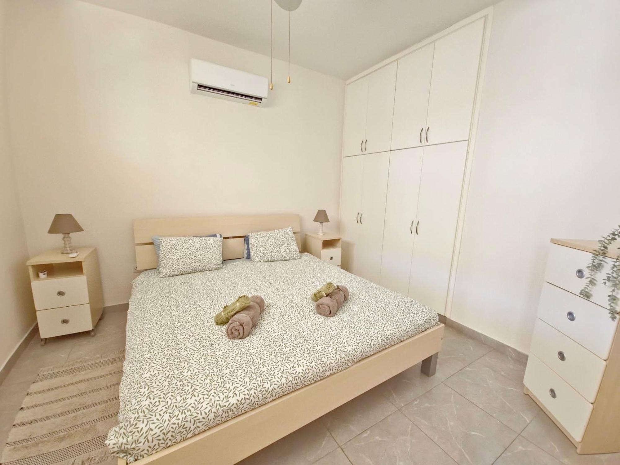 Queen Anna'S Dream 1 Bedroom Apartment Paphos Kültér fotó