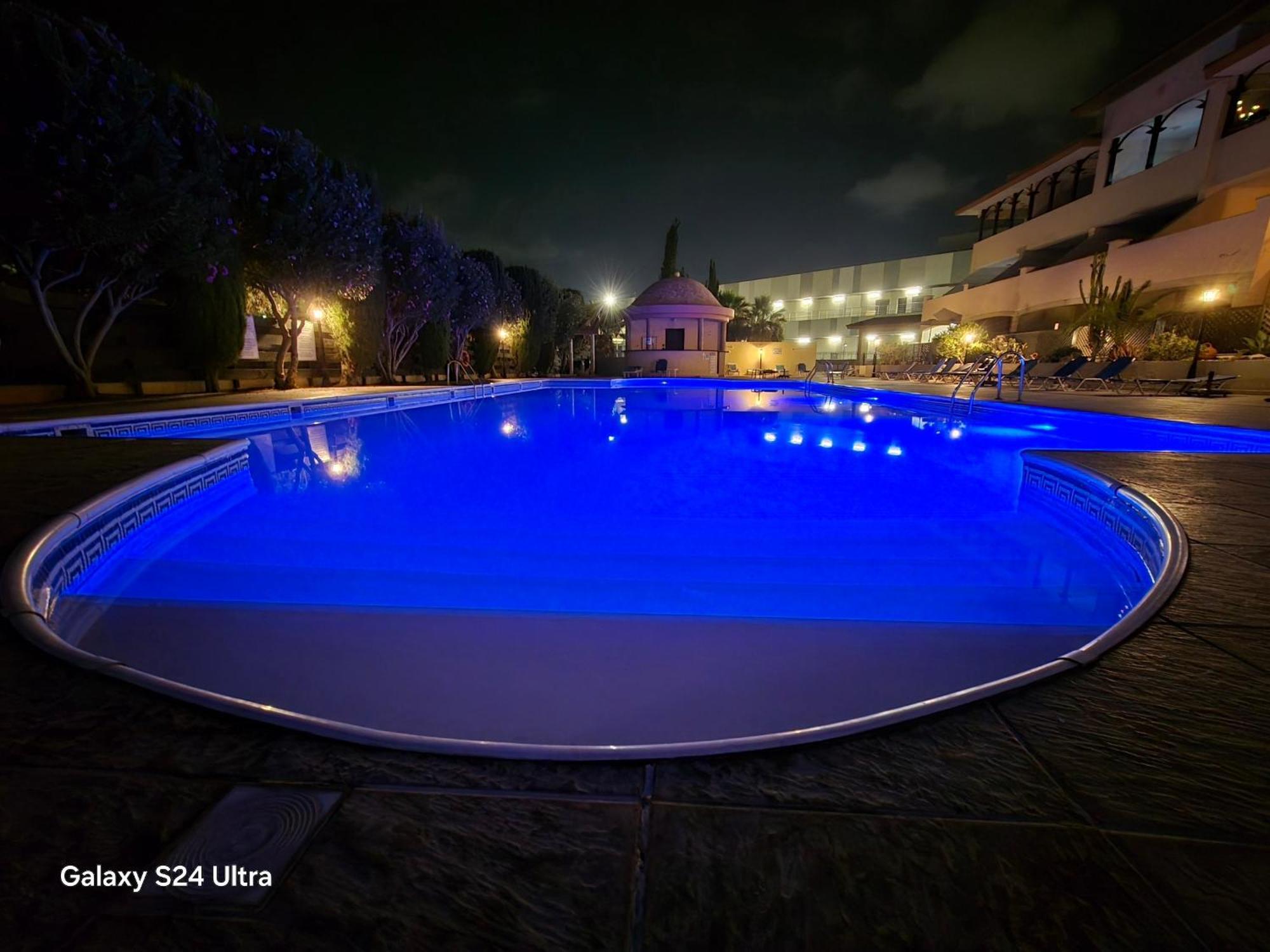 Queen Anna'S Dream 1 Bedroom Apartment Paphos Kültér fotó